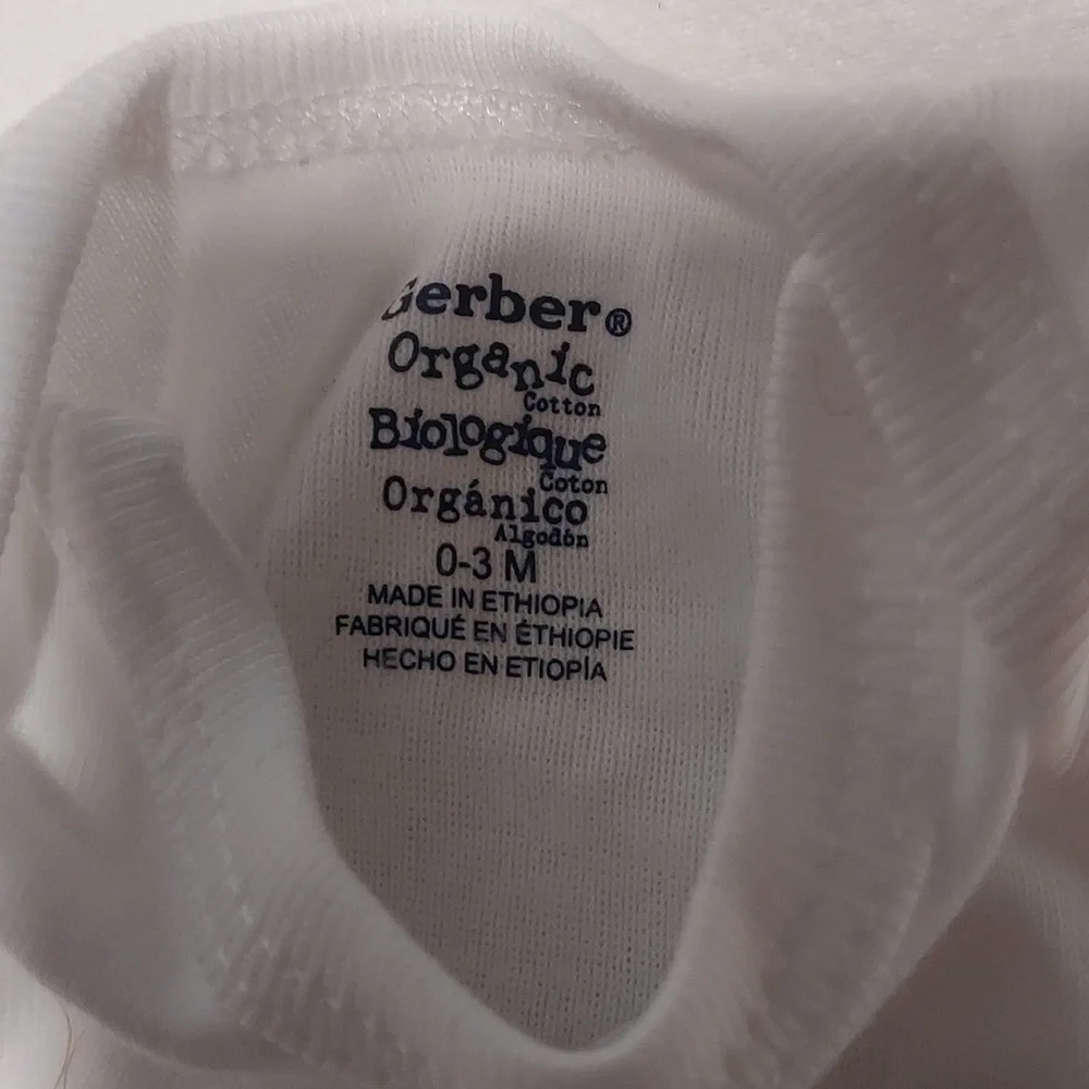 MY first Christmas Gerber one piece size 0-3 M new without tag never worn 100%co